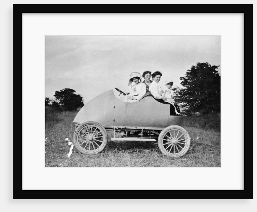 Robert Wil-de-Gose, his mother and nanny in 'The Bug' by Anonymous