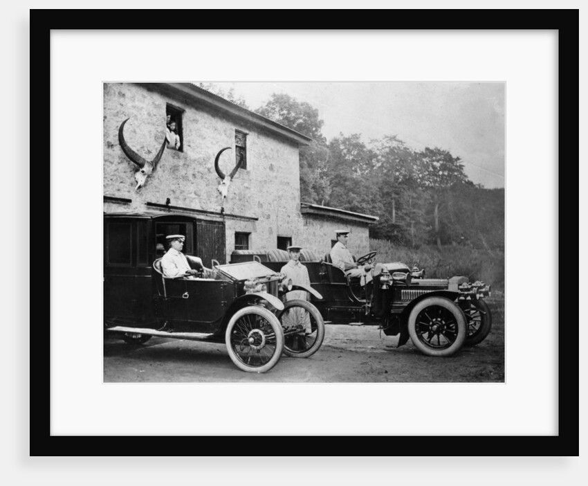 Men with 1905 Lanchester and 1906 Daimler at Fort Augustus, Scotland, 1907 by Unknown