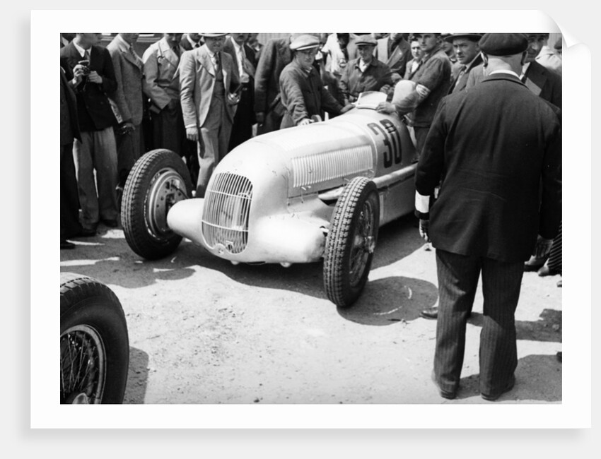 Mercedes-Benz W25 at the French Grand Prix, Montlhery, 1934 by Unknown