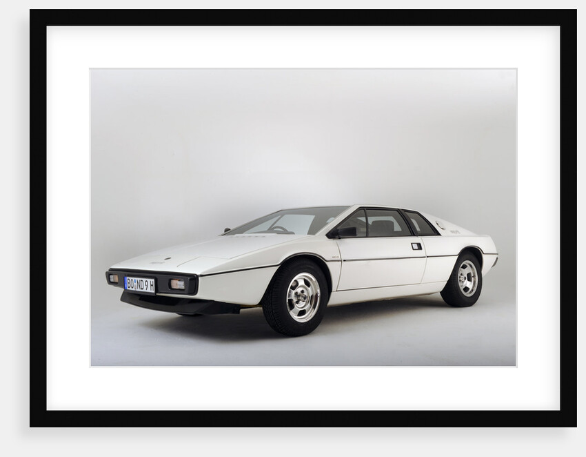 Lotus Esprit 1977 from the James Bond film The Spy Who Loved Me by Simon Clay