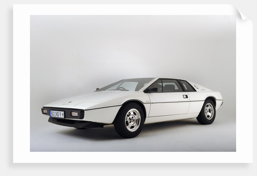 Lotus Esprit 1977 from the James Bond film The Spy Who Loved Me by Simon Clay