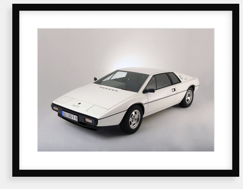 Lotus Esprit 1977 from the James Bond film The Spy Who Loved Me by Simon Clay