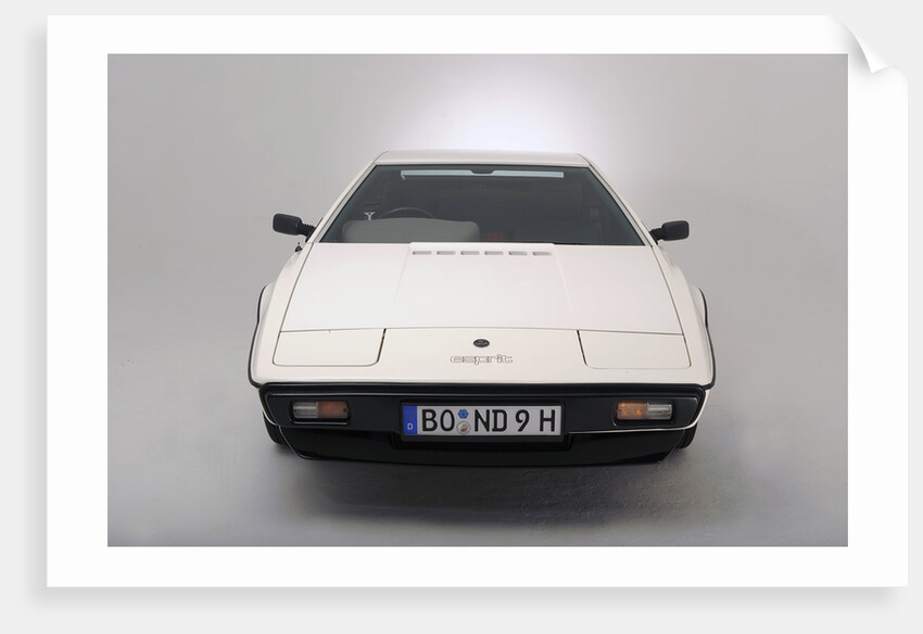 Lotus Esprit 1977 from the James Bond film The Spy Who Loved Me by Simon Clay
