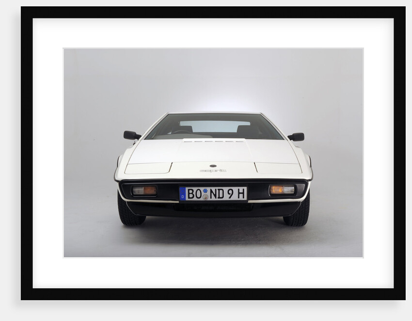 Lotus Esprit 1977 from the James Bond film The Spy Who Loved Me by Simon Clay