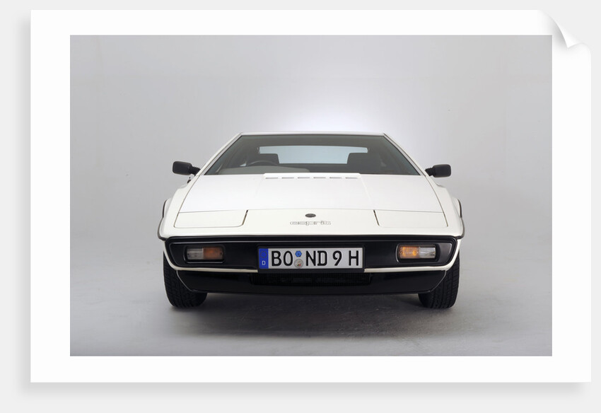 Lotus Esprit 1977 from the James Bond film The Spy Who Loved Me by Simon Clay