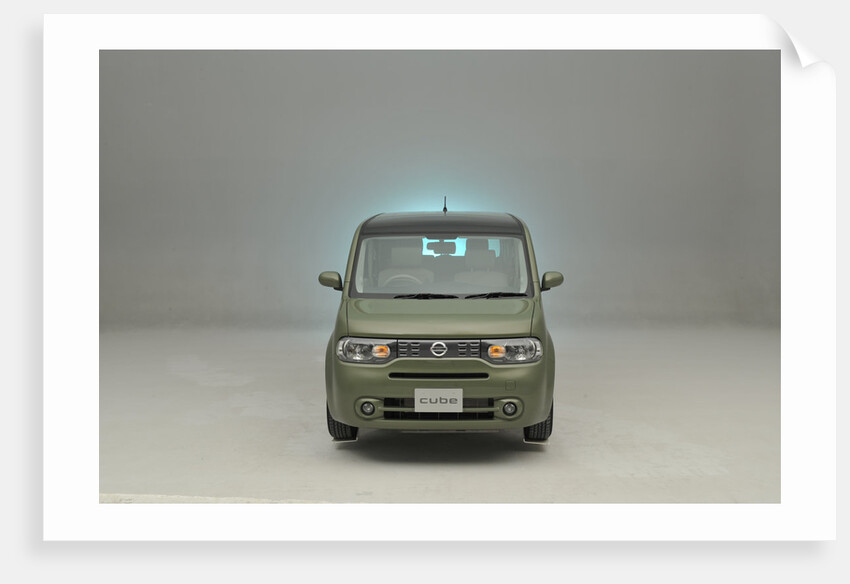 Nissan Cube 2008 by Simon Clay