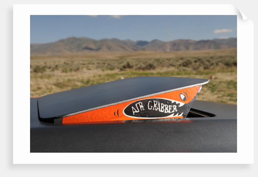 Plymouth Hemi Roadrunner 1970 by Simon Clay