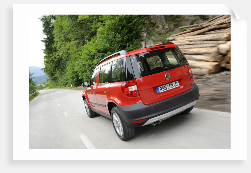 Skoda Yeti 2009 by Simon Clay