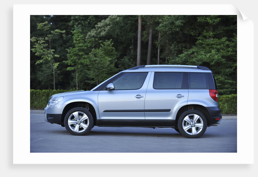 Skoda Yeti 2009 by Simon Clay