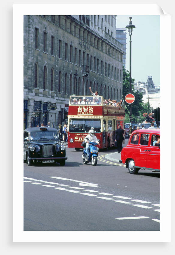 Busy traffic in London 1999 by Unknown