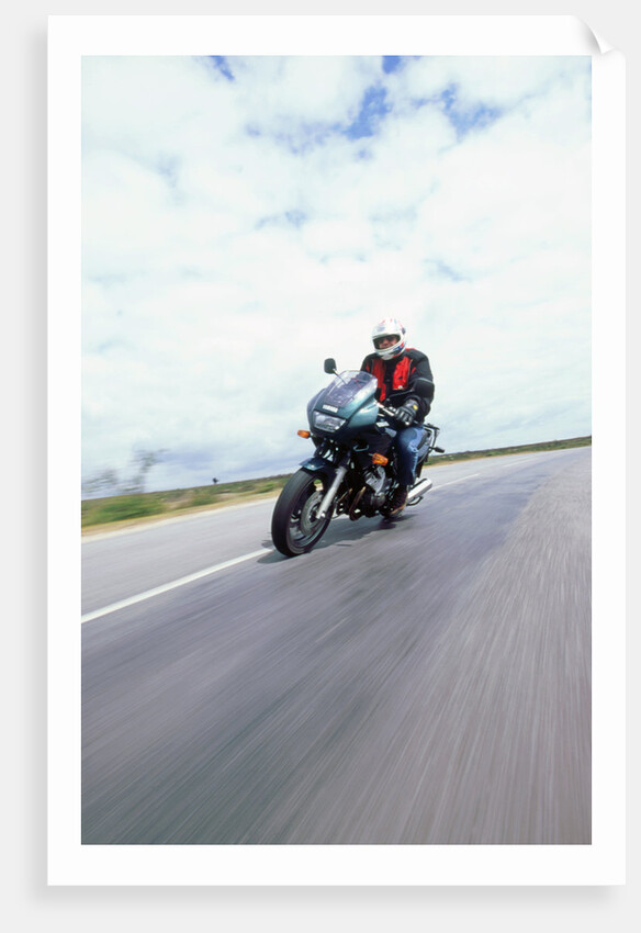 2000 Yamaha XJ 600s Diversion motorcycle by Unknown