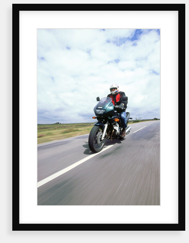 2000 Yamaha XJ 600s Diversion motorcycle by Unknown