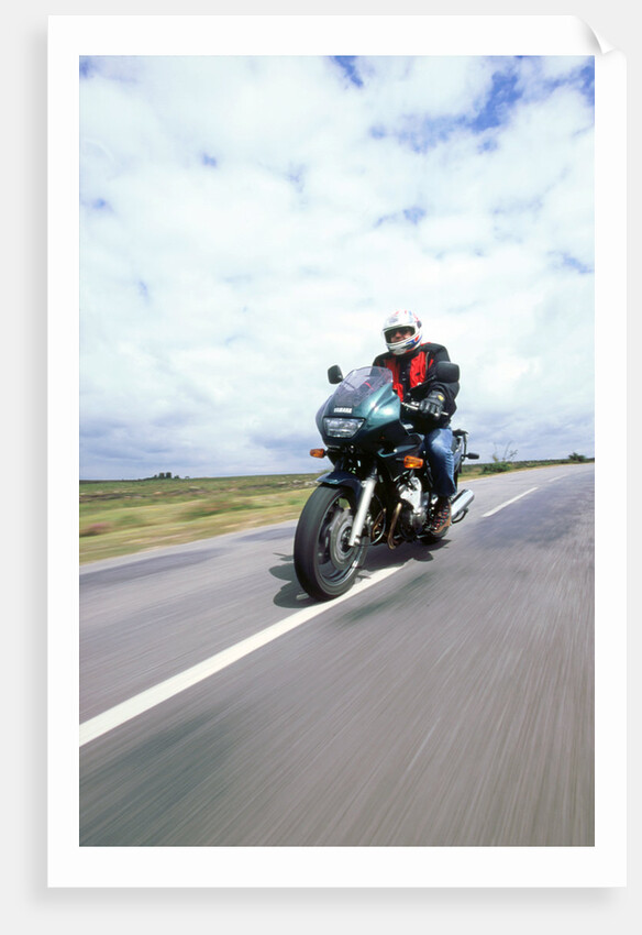 2000 Yamaha XJ 600s Diversion motorcycle by Unknown