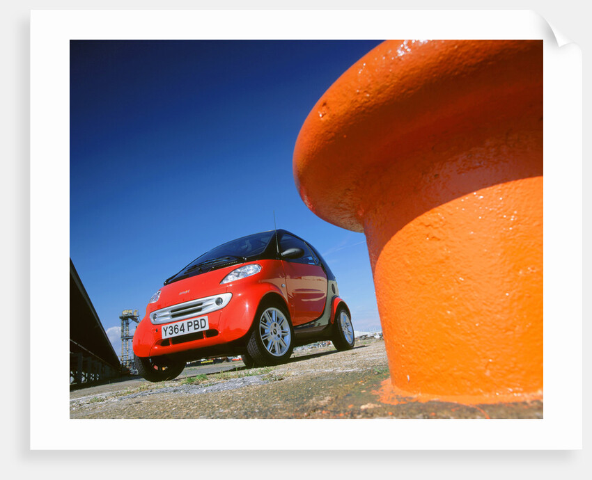 2001 Smart car by Unknown