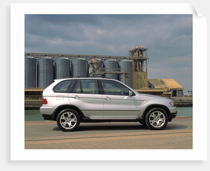 2000 BMW X5 4.4i by Unknown