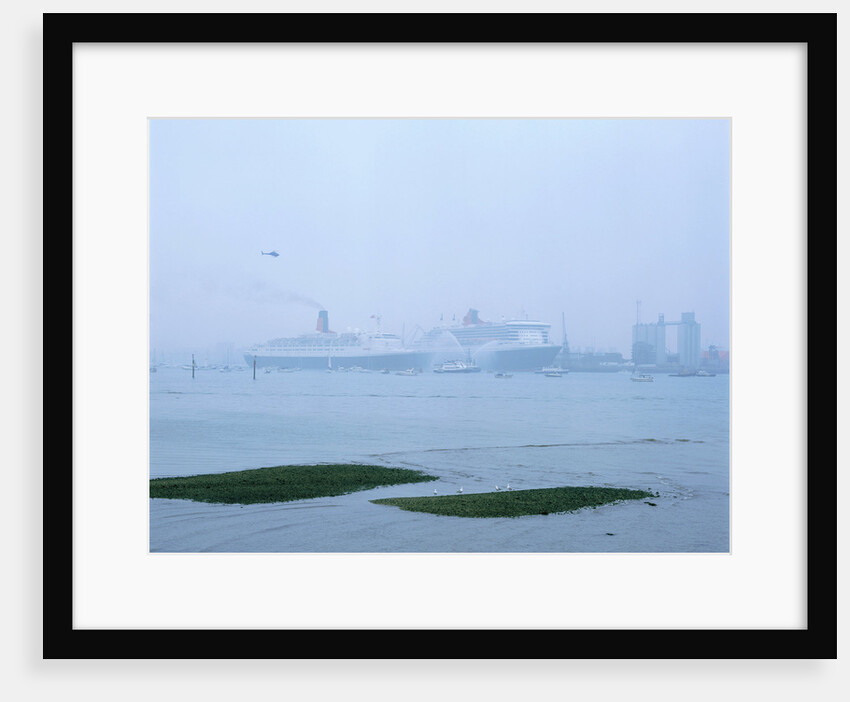 Queen Mary II with Queen Elizabeth II, Southampton, May 2004 by Unknown