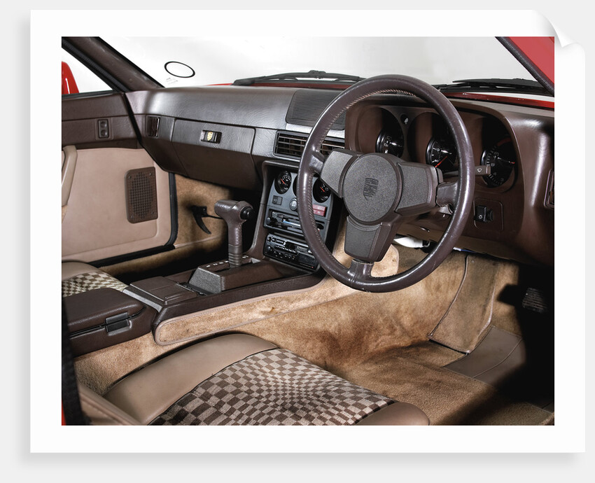 1983 Porsche 924 by Unknown