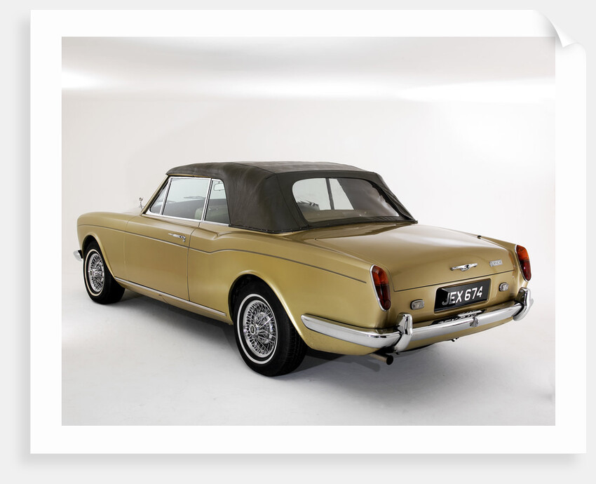 1975 Rolls Royce Corniche convertible by Unknown
