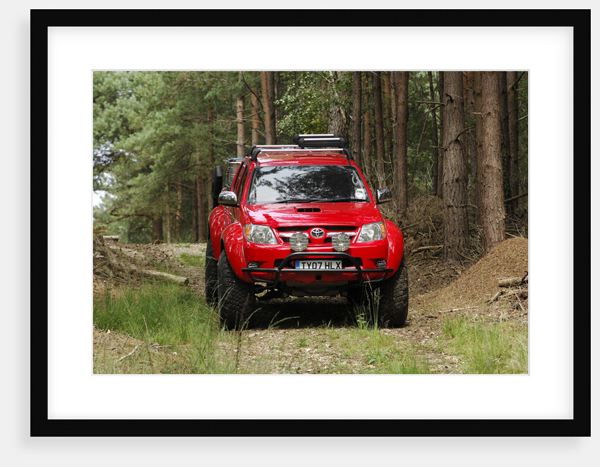 2007 Toyota HiLux Arctic Explorer by Unknown