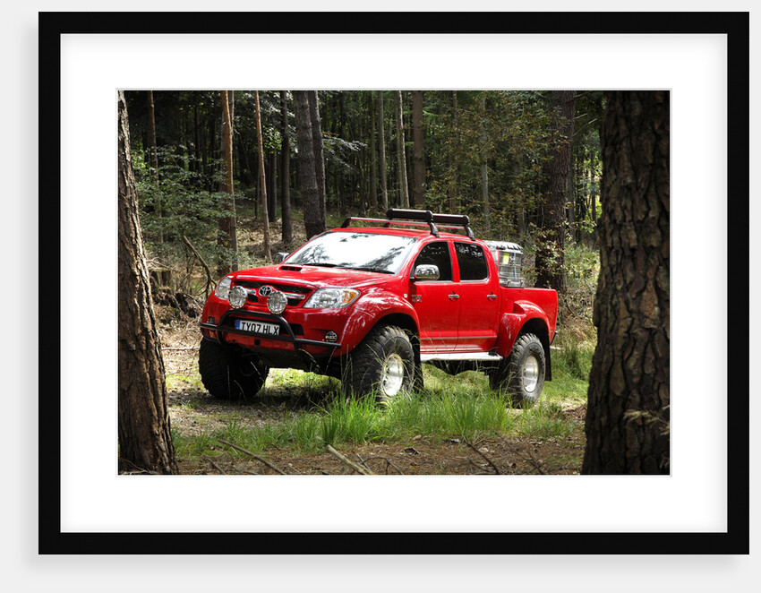 2007 Toyota HiLux Arctic Explorer by Unknown