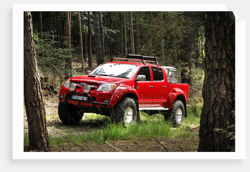 2007 Toyota HiLux Arctic Explorer by Unknown