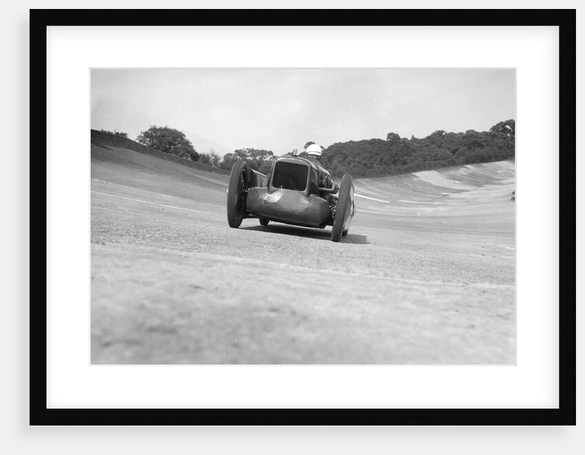 Leon Cushman's Austin 7 racer making a speed record attempt, Brooklands, 8 August 1931 by Bill Brunell