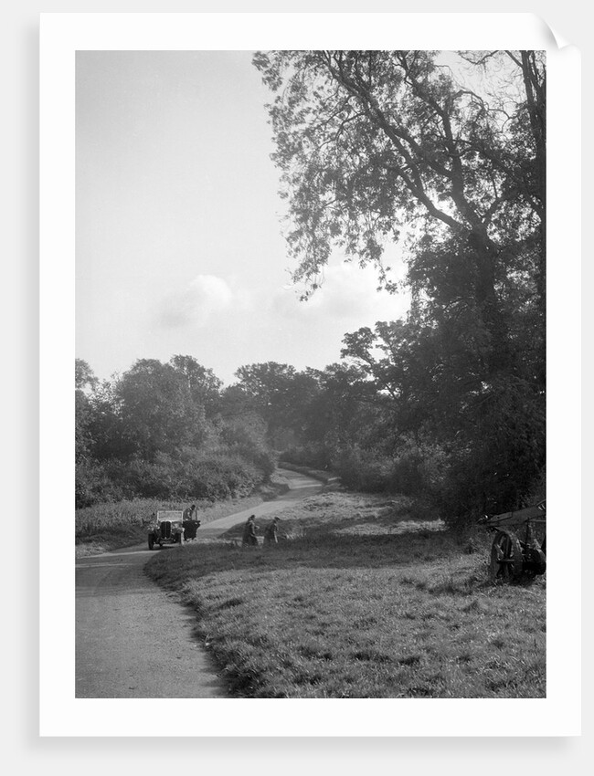 Car taking part in the Bugatti Owners Club car treasure hunt, 25 October 1931 by Bill Brunell