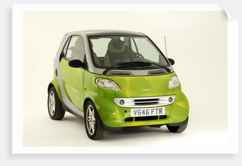 2001 Smart car by Unknown