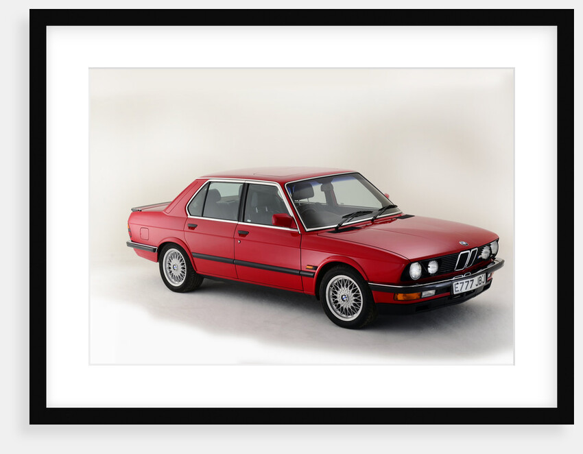 1987 BMW M5 by Unknown