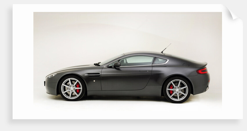2011 Aston Martin V8 Vantage by Unknown