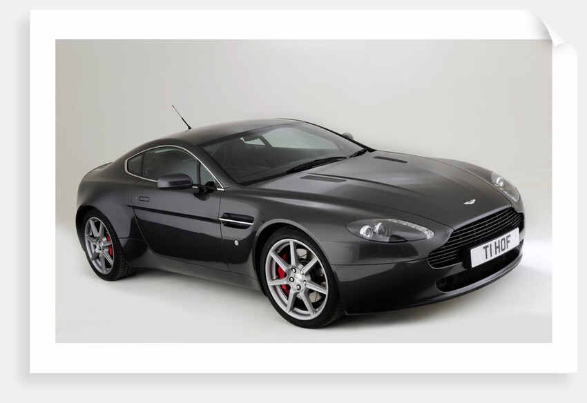 2011 Aston Martin V8 Vantage by Unknown