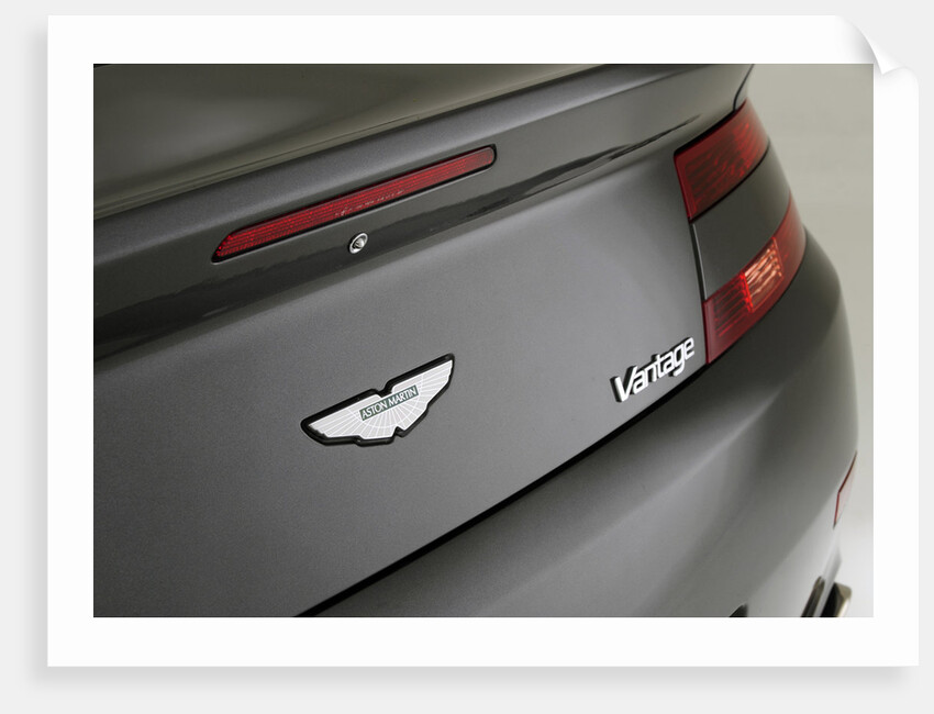 2011 Aston Martin V8 Vantage by Unknown
