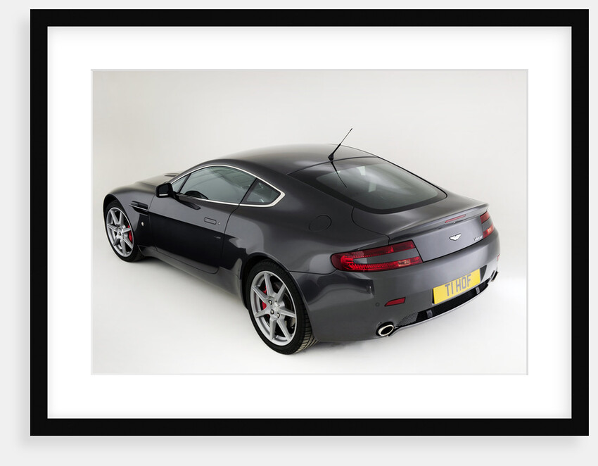 2011 Aston Martin V8 Vantage by Unknown