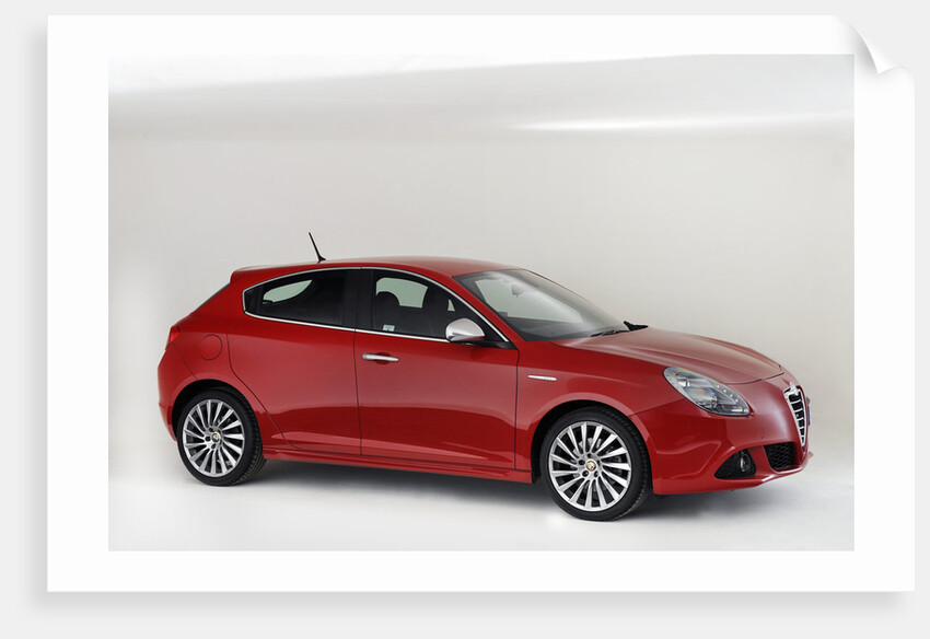 2013 Alfa Romeo Giulietta by Unknown