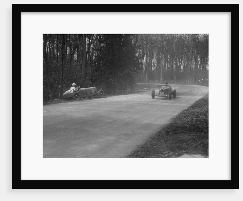 Dick Shuttleworth's Alfa Romeo passing Raymond Mays' crashed ERA, Donington Park, 1935 by Bill Brunell