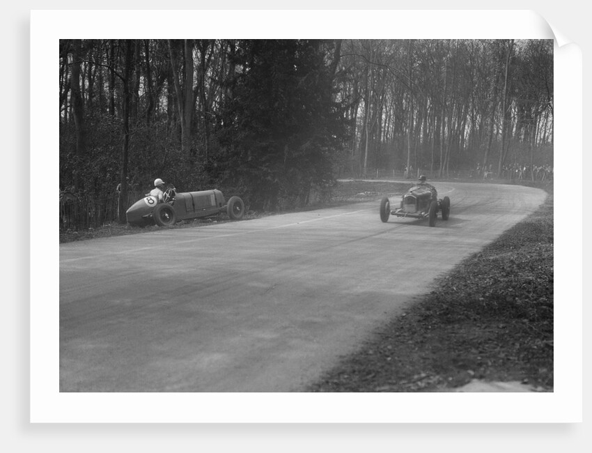 Dick Shuttleworth's Alfa Romeo passing Raymond Mays' crashed ERA, Donington Park, 1935 by Bill Brunell