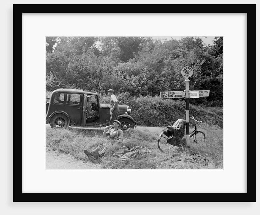 Standard Twelve 4-door saloon, Ipplepen, Devon, 1930s by Bill Brunell