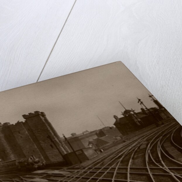 Railway Crossing - Central Station by Unknown