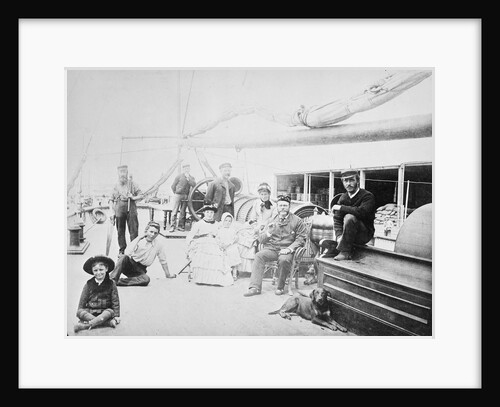 Passengers and crew on the 'Greta' by unknown