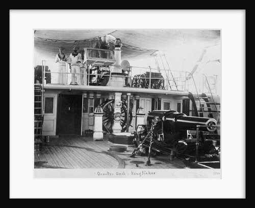 HMS 'Kingfisher' crew by unknown