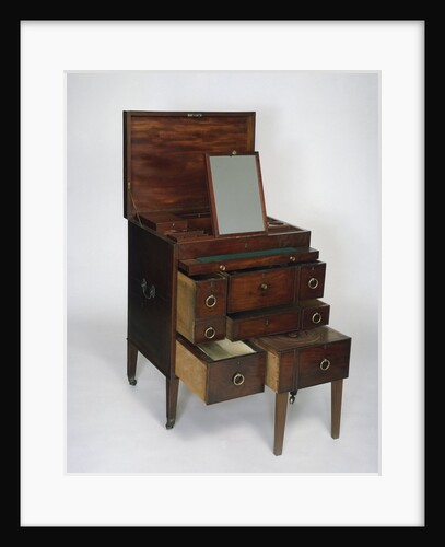 Travelling chest by unknown