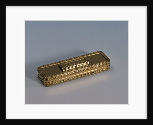 18 carat gold toothpick case with a close-fitting hinged lid by John Allen