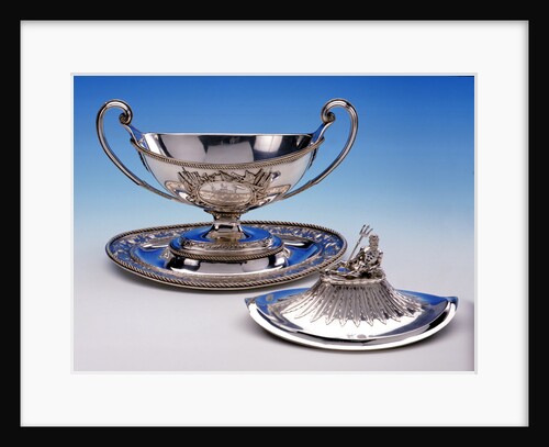 Soup tureen by Robert Makepeace