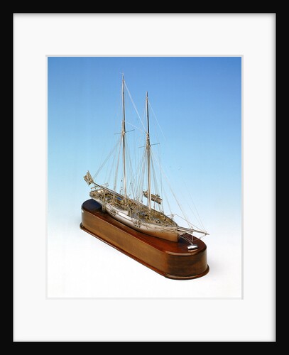 'Mavourneen', starboard by Francis Meli