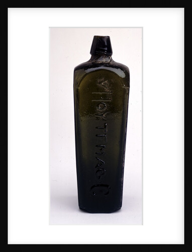 Gin bottle by Van Hoytema & Co.