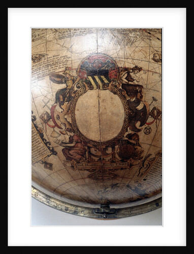 Inscription below empty cartouche at a southern continent by Jodocus Hondius