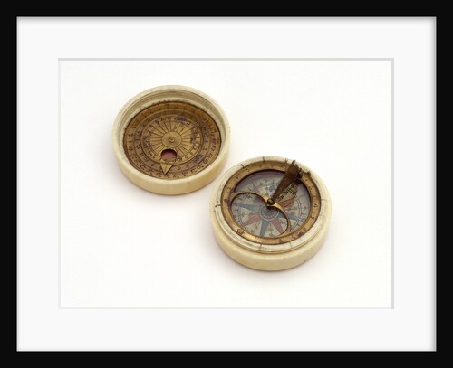 Compass dial, with lid by unknown