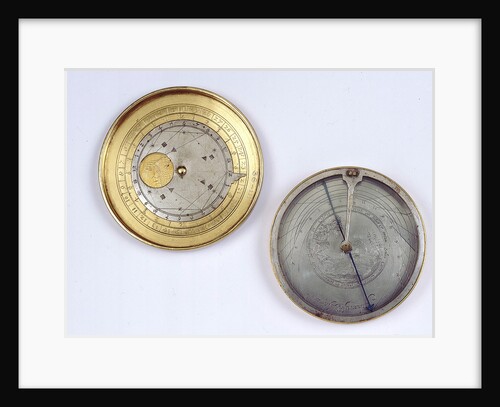 Magnetic azimuth dial, with lid by Johannes Buschmann