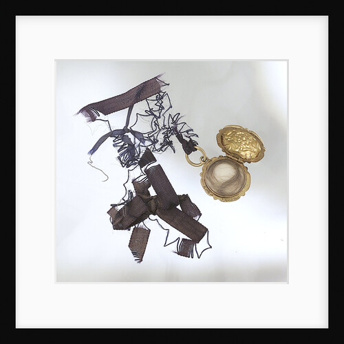 Locket by unknown