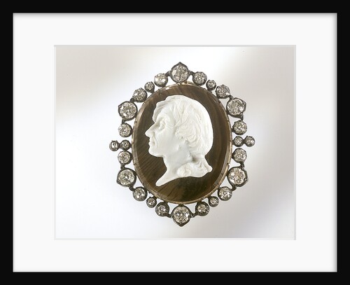 Pendant by unknown
